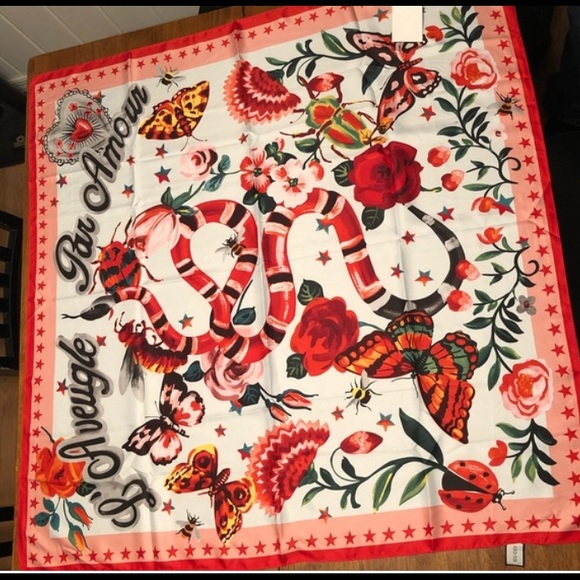 Gucci Scarf - Picture 1 of 1